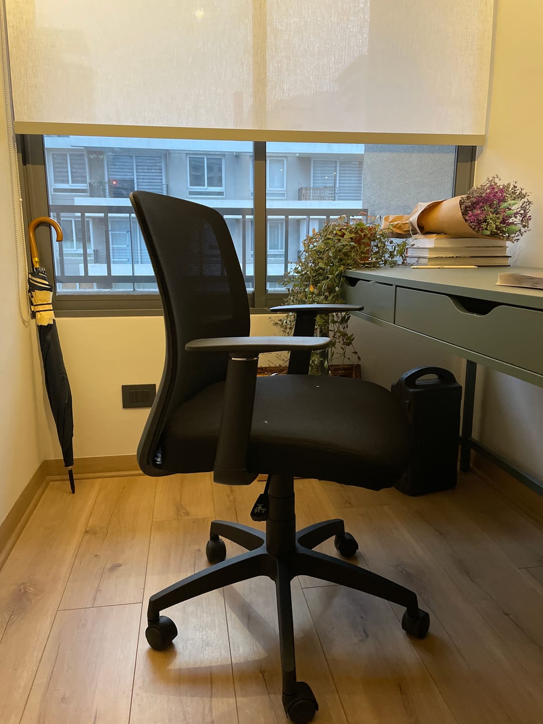 Customer photo review of Silla Oficina Mesh Negro
