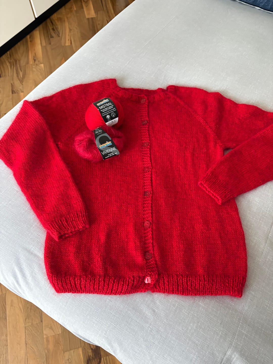 Customer photo review of CARDIFF CASHMERE CLASSIC SHADE CARD