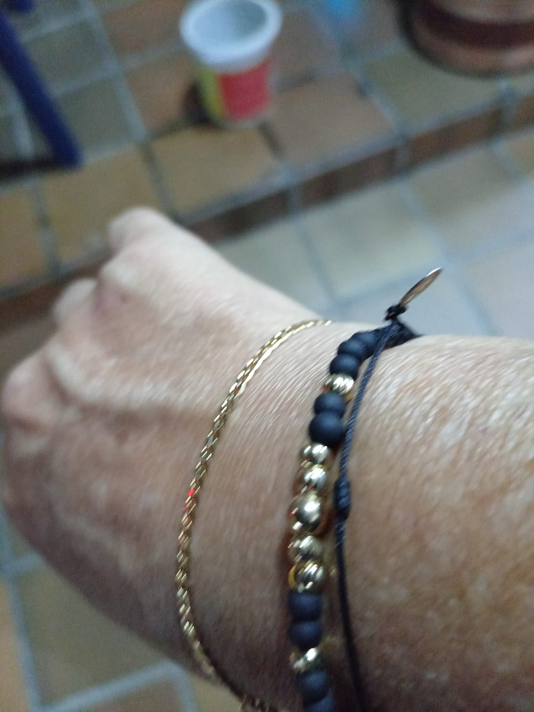 Customer photo review of Pulseras Eslabón Plano en Oro laminado 18k Para Pareja