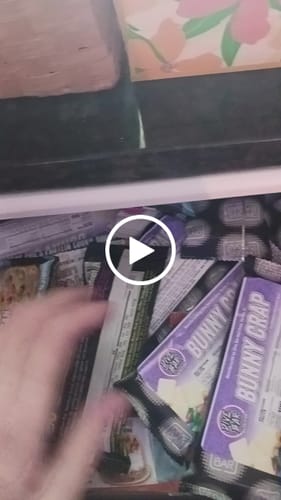 Customer video review of RED VELVET CUPCAKE - 6 BARS