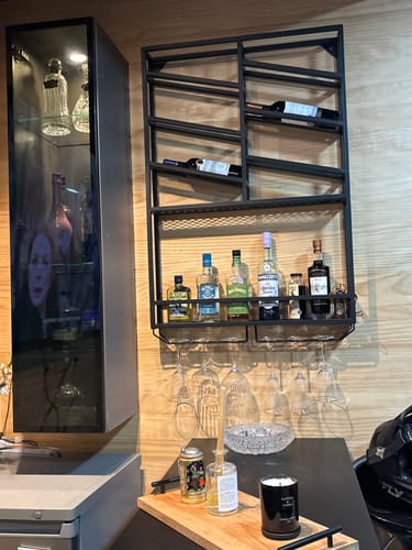 Customer photo review of Vitrina de Pared 100 Metal Black
