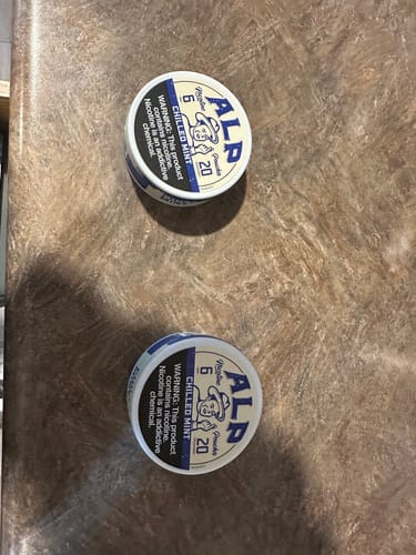 Customer photo review of Chilled Mint Nicotine Pouches