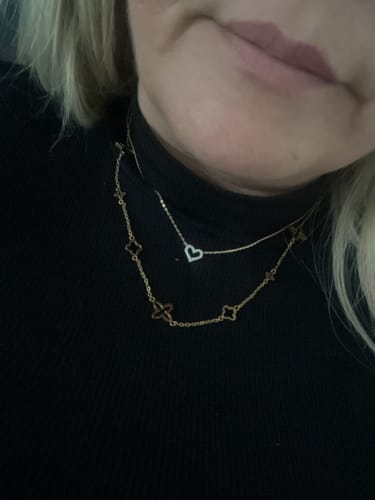 Kundenbewertung mit Foto zu Prestige Clover Kette