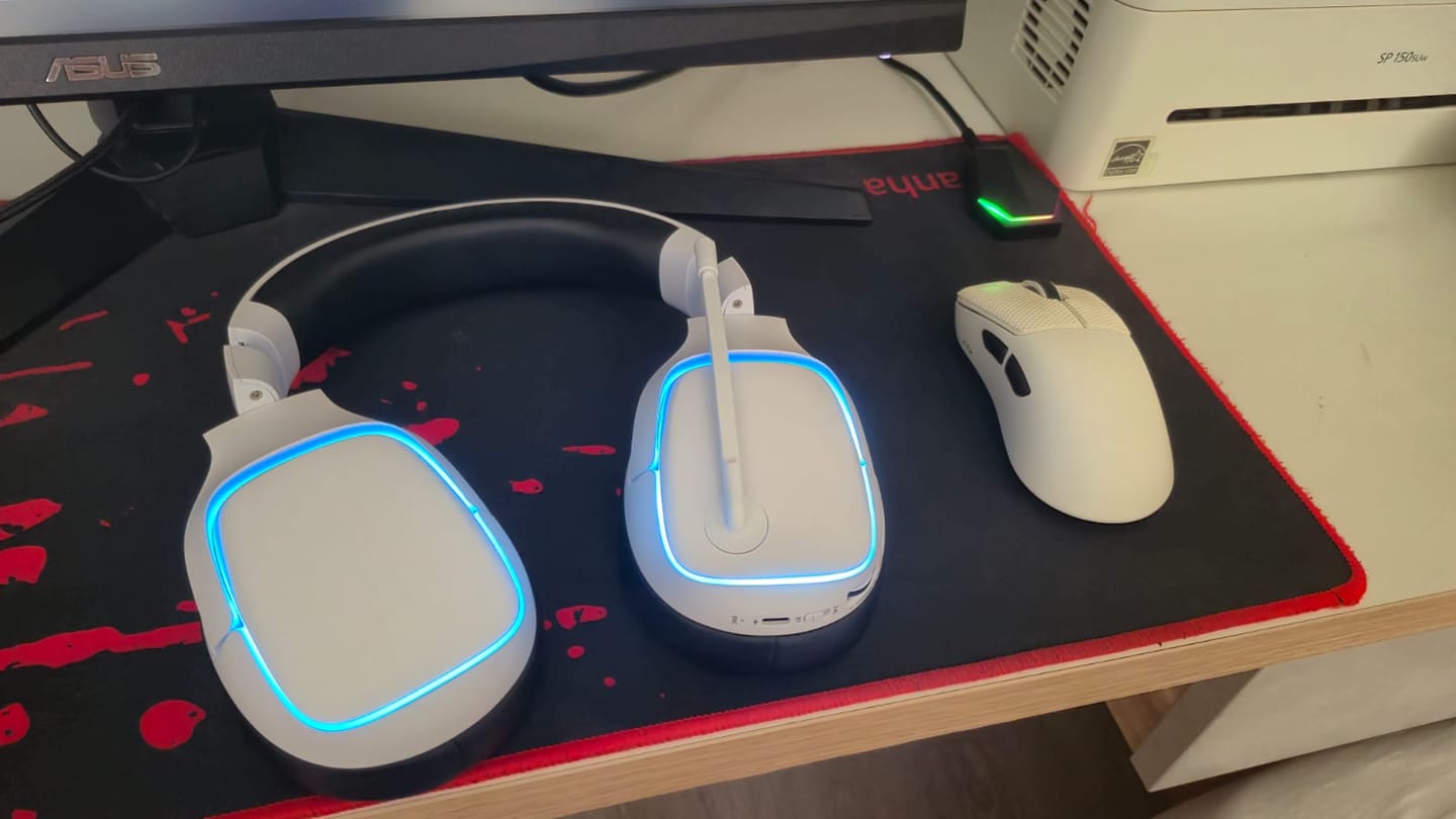 Customer photo review of ATK Blazing Sky Z1 Wireless Mouse
