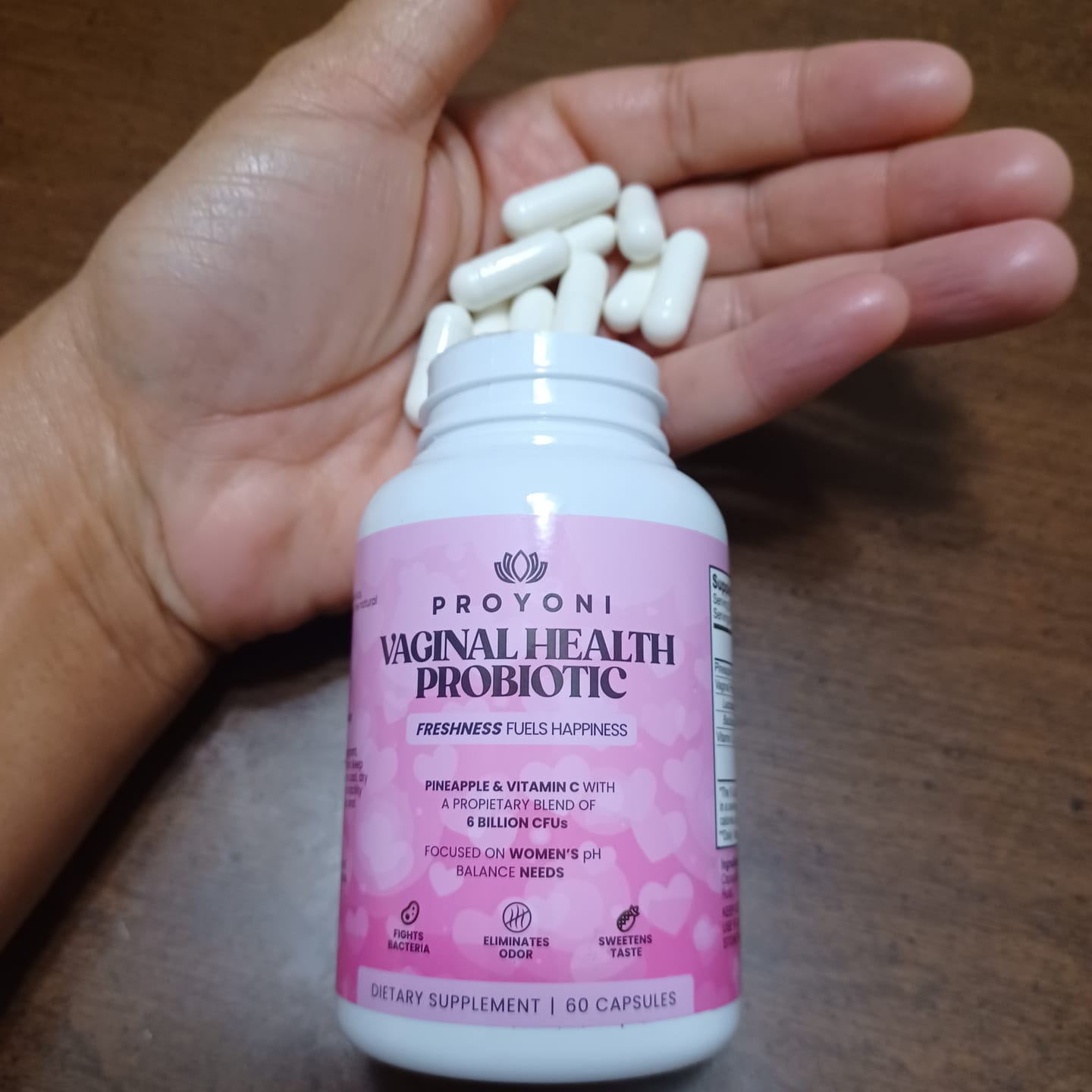 Customer photo review of ProYoni Vaginal Probiotic