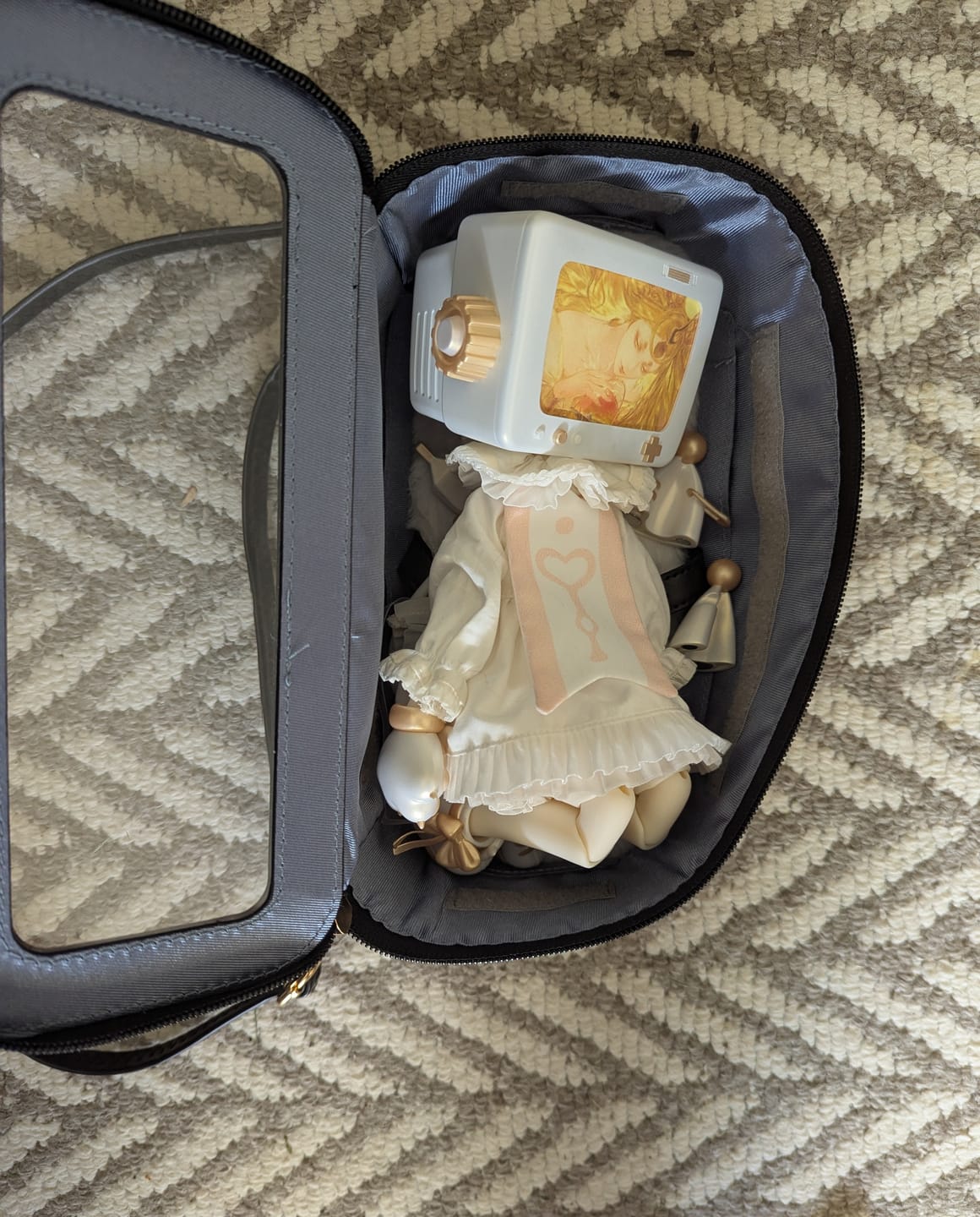 Customer photo review of JIDONGSHUNXI Walk The Doll Bag