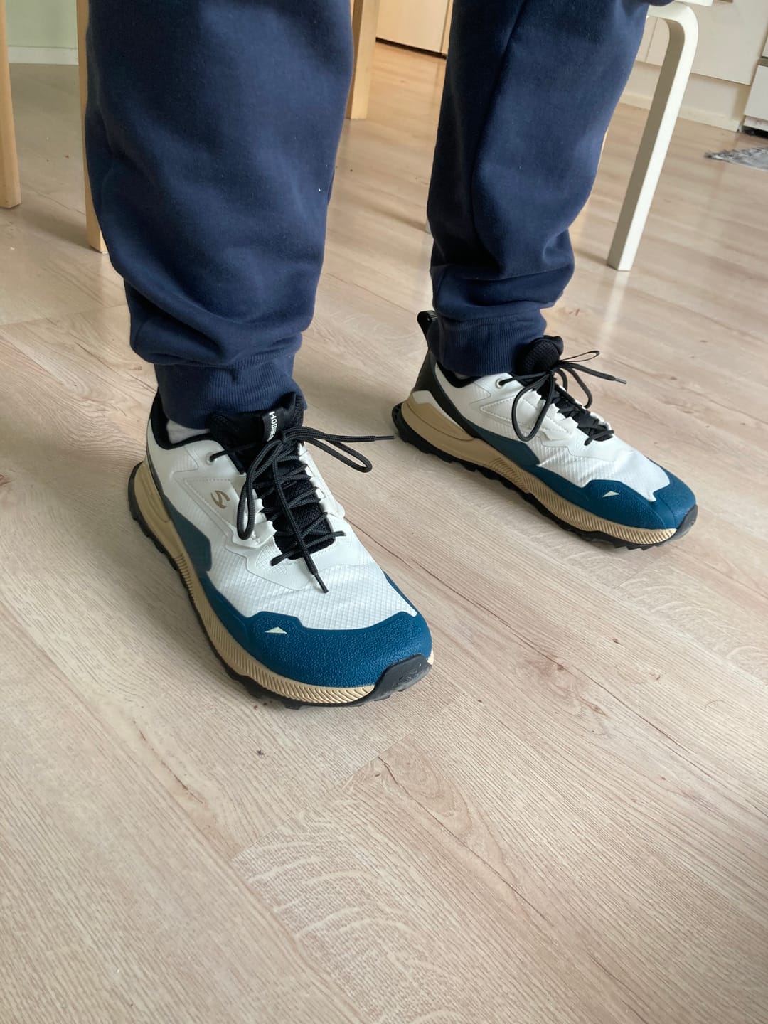 Customer photo review of Stratus - Breitfußschuhe
