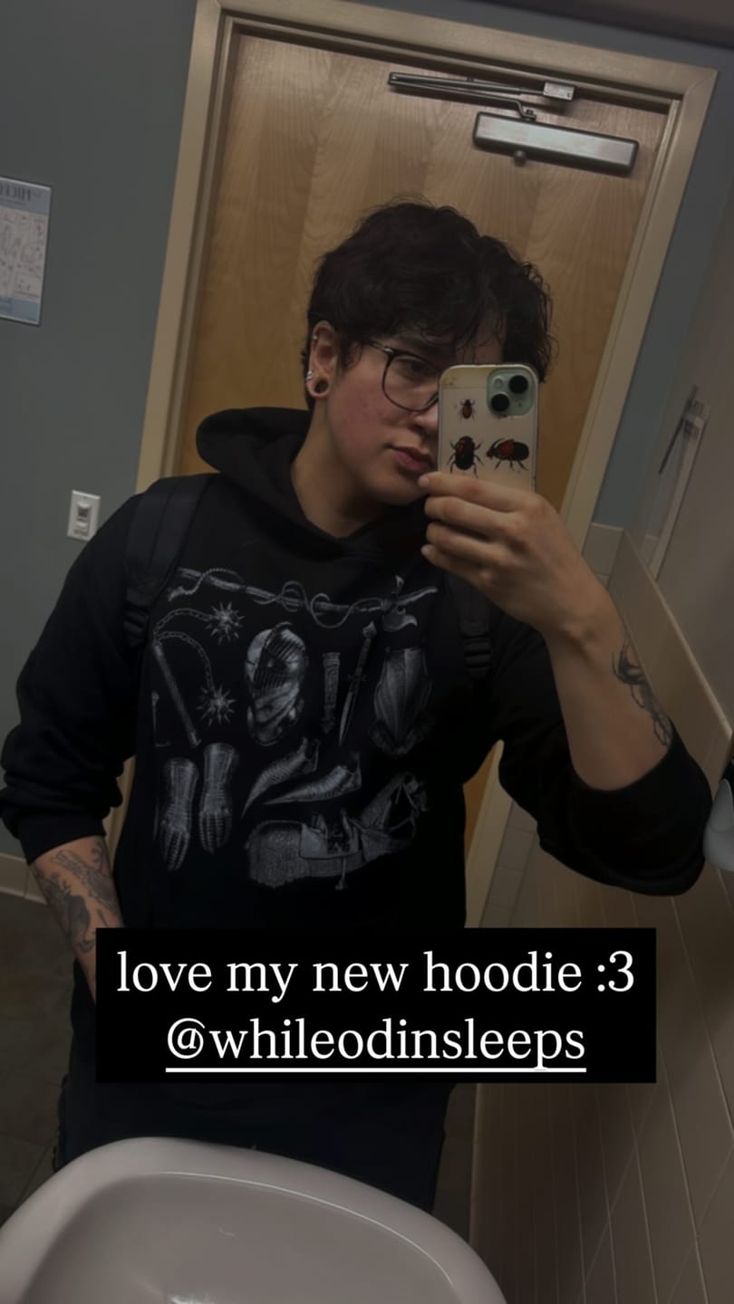 Customer photo review of Virtus Hoodie