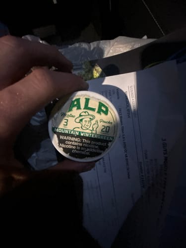 Customer photo review of Mountain Wintergreen Nicotine Pouches