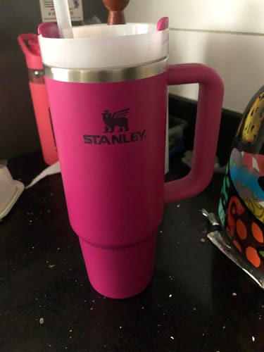 Customer photo review of Quencher H2.0 Adventure Gilded Fuchsia | 887 ml
