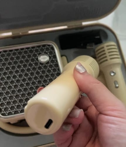 Customer photo review of Divoom SongBird-HQ-SE Portable Bluetooth Speaker Dual Microphone  Birthday Perfect Gift