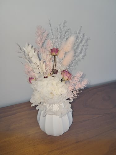 Customer photo review of 2025 Mother's Day Petite Vase - Limited Edition