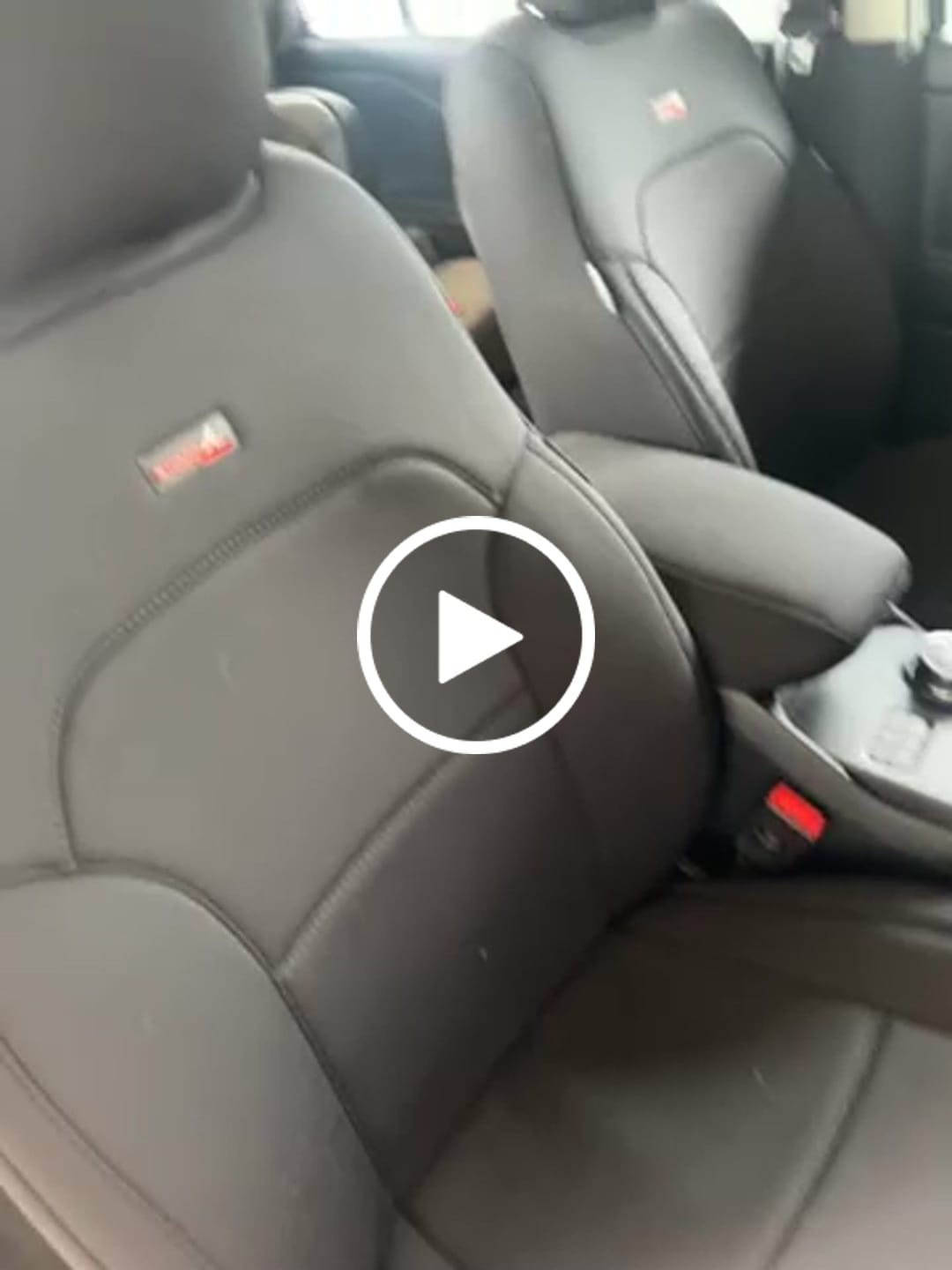 Customer video review of Sharkskin PLUS Neoprene Seat Covers for Ford Everest Next Gen 07/2022 - ON