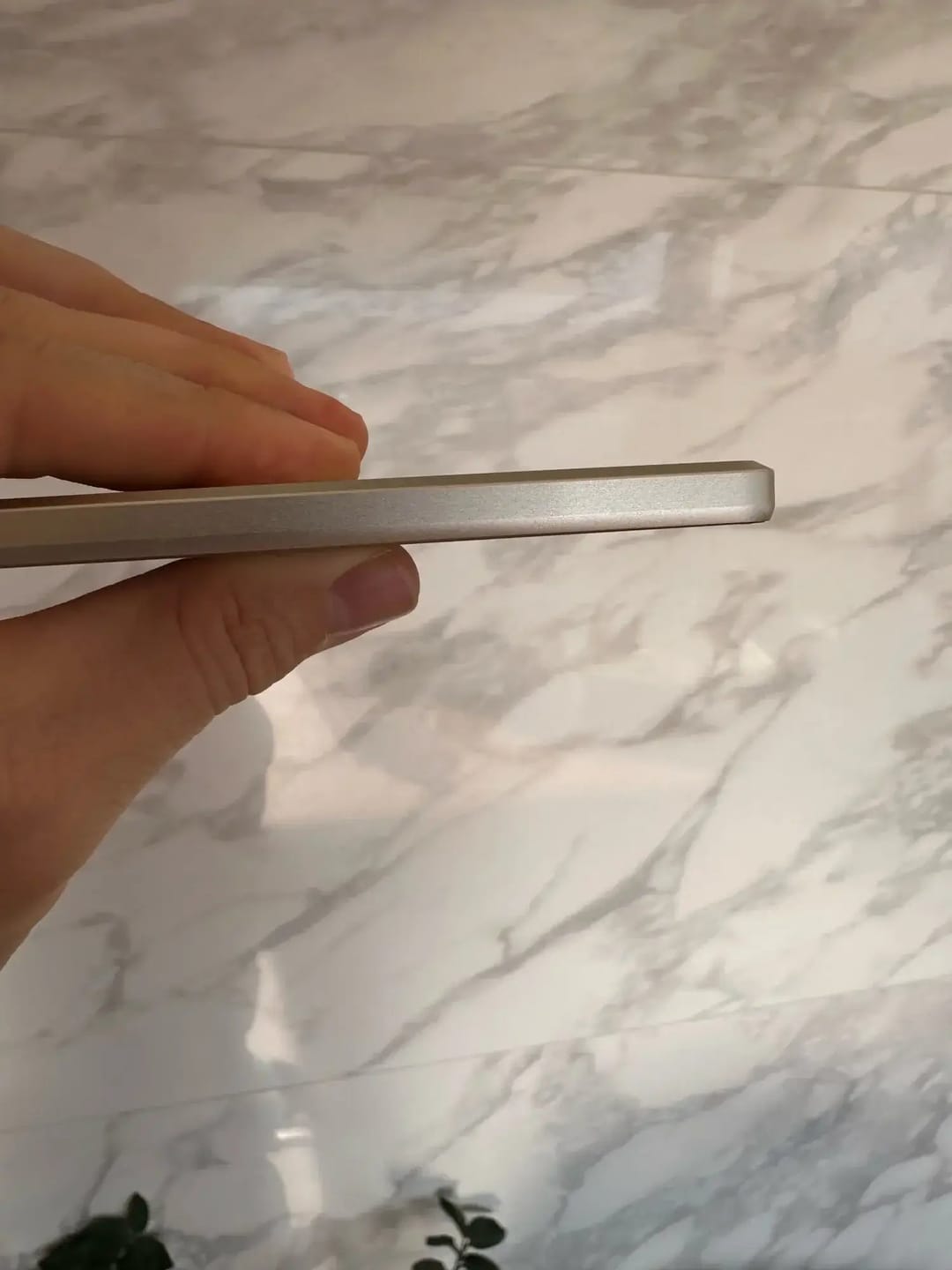 Customer photo review of MagBank Slim