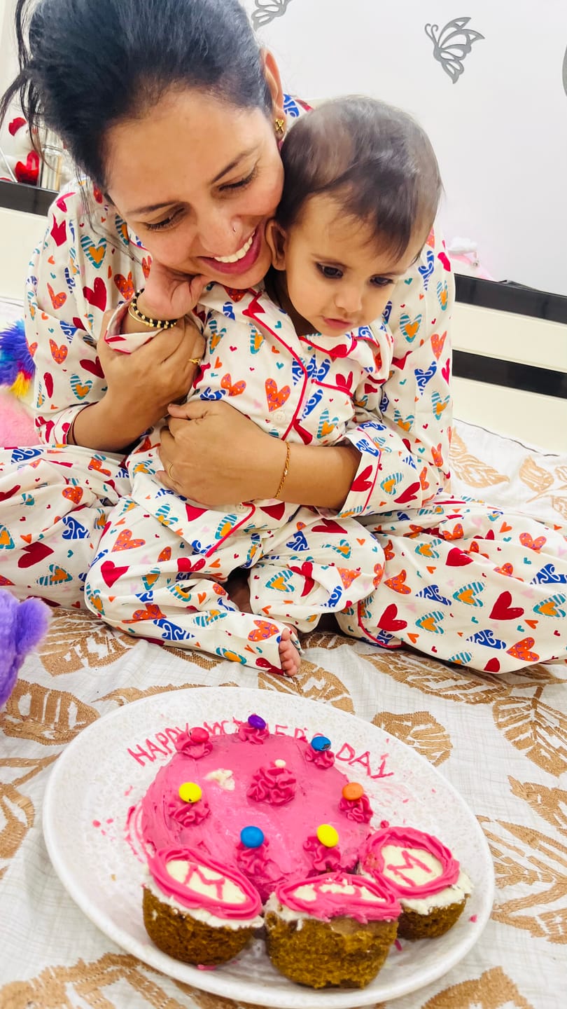 Customer photo review of Colourful Hearts Night Suit