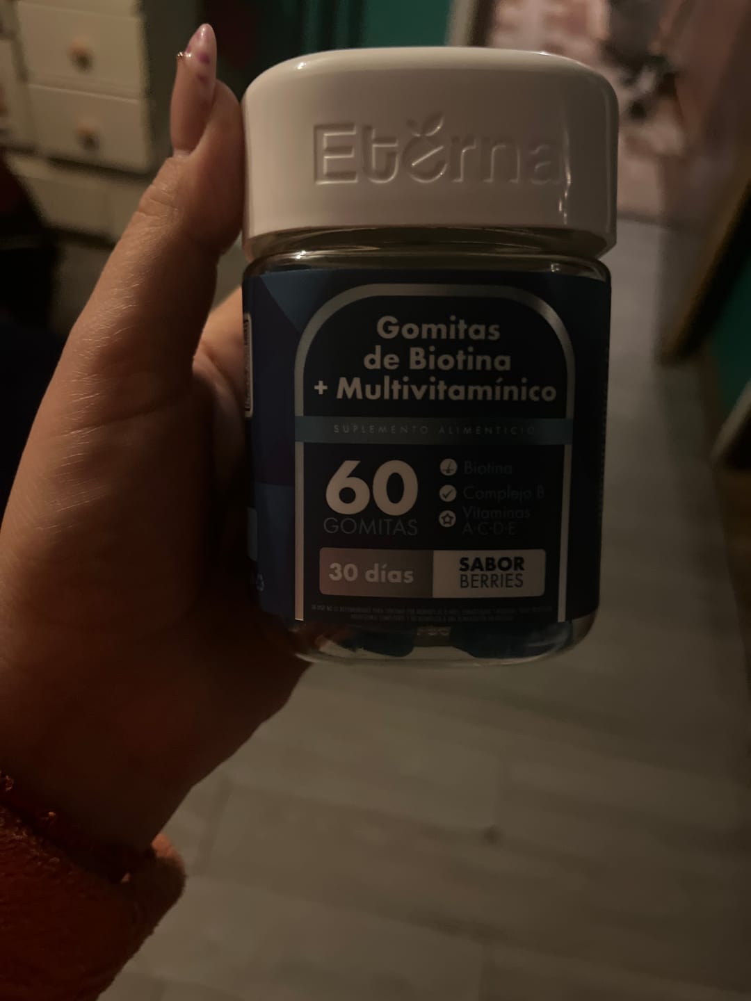 Customer photo review of Gomitas de Biotina y Multivitamínico | Suscripción