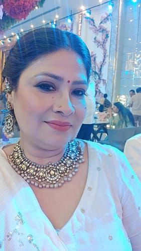 Customer photo review of 22k Gold Plated Dhami Earcuff