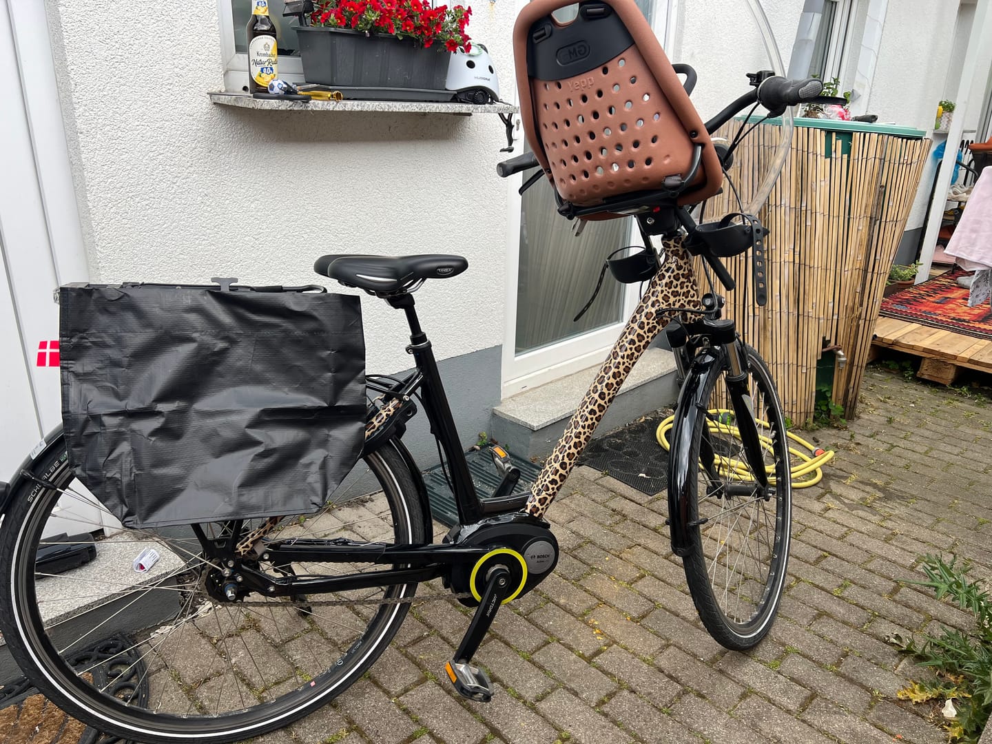 Customer photo review of Muster Leopard gold - Fahrradfolie