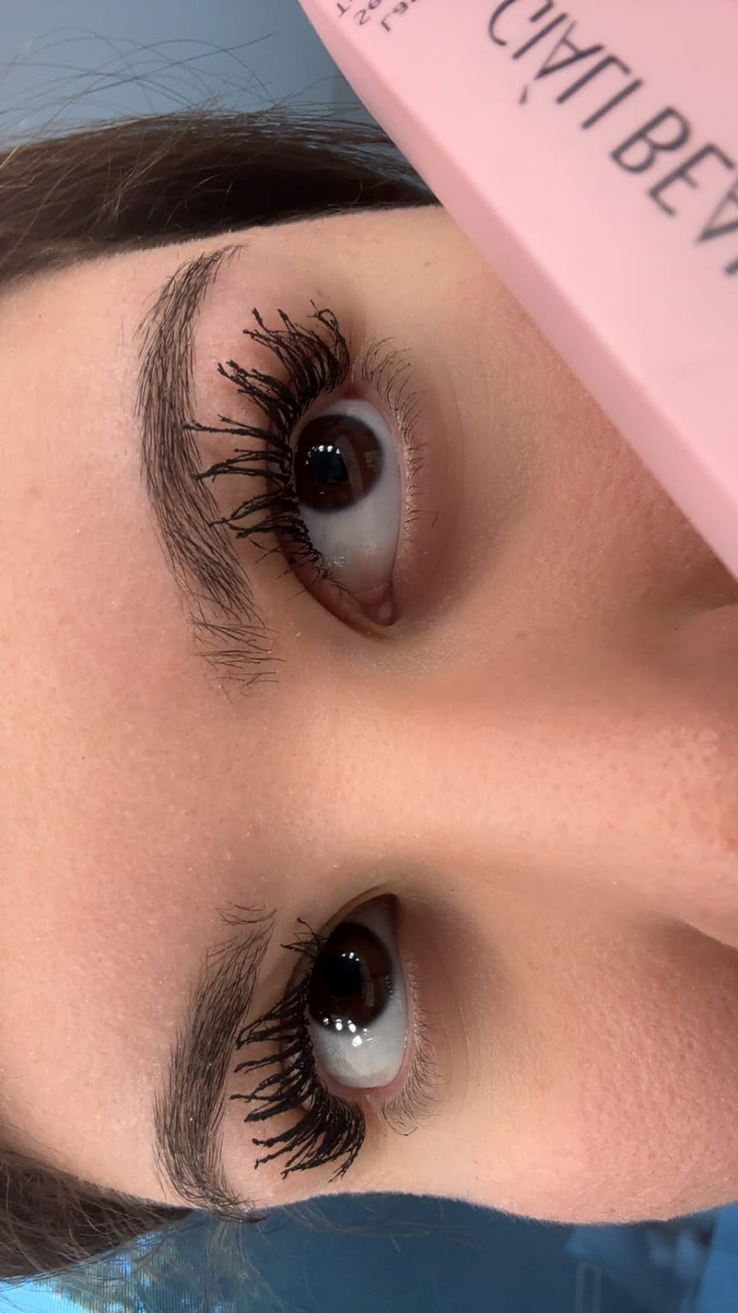 Customer photo review of Lash Growth Serum Infused Tubing Mascara – Giali Beauty
