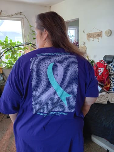 Customer photo review of Round 110 (Unisex Classic Tee | Gildan)