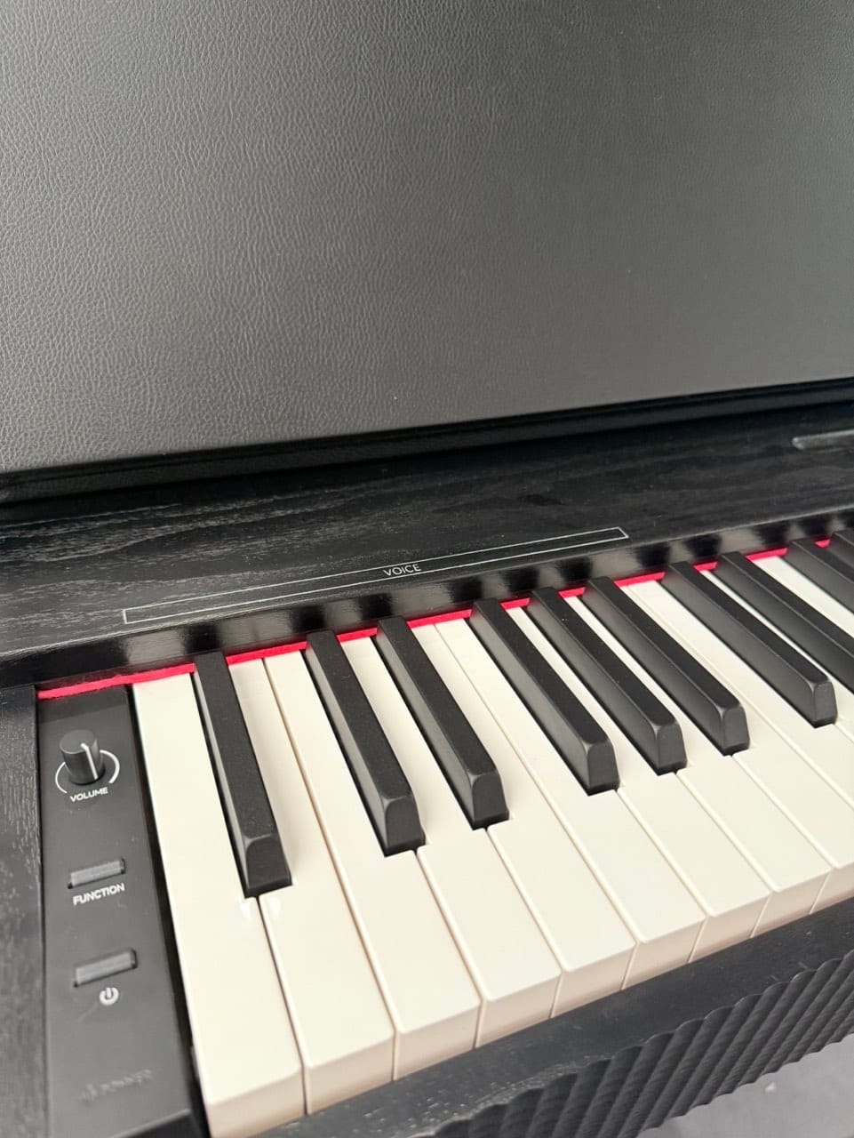 Customer photo review of Donner OURA™ S300 Piano numérique domestique 88 Touches avec Toucher Lourd