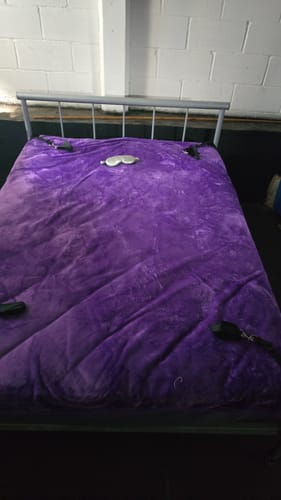 Coperta colore acceso in primo piano