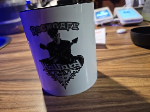 Customer photo review of TassenExpress - Becher Keramik Tasse mit Logo bedruckt 325ml Firmenlogo