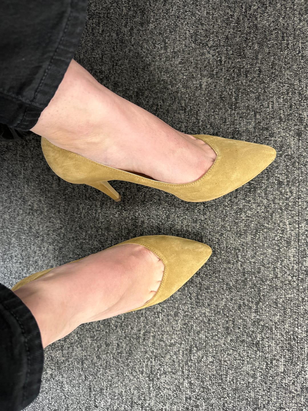 Customer photo review of Pantofi Don't Play with Me Camel
