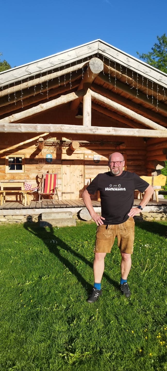Customer photo review of Hüttenwirt  - Herren Premium Organic T-Shirt