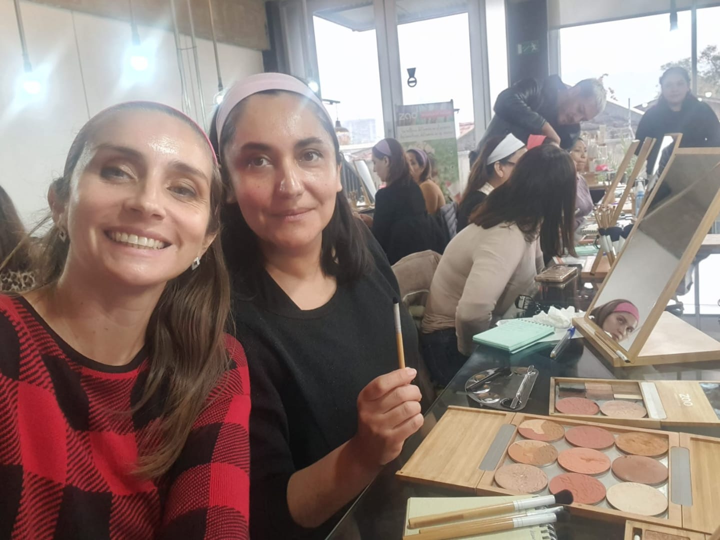 Customer photo review of Curso AutoMaquillaje Santiago