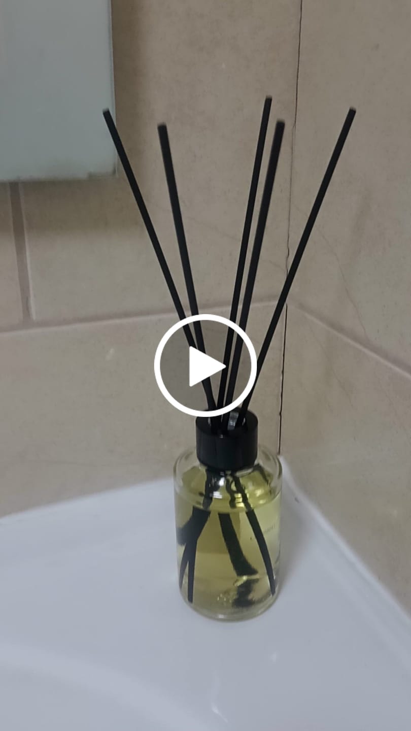 Customer video review of Difusor de Aroma - Limón Verbena 110 ml