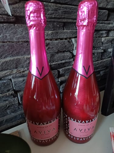 Customer photo review of AVIVA RED ROSE