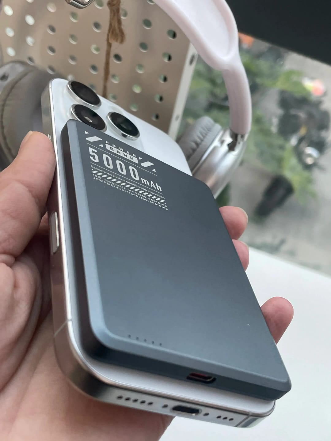 Customer photo review of MagBank Slim