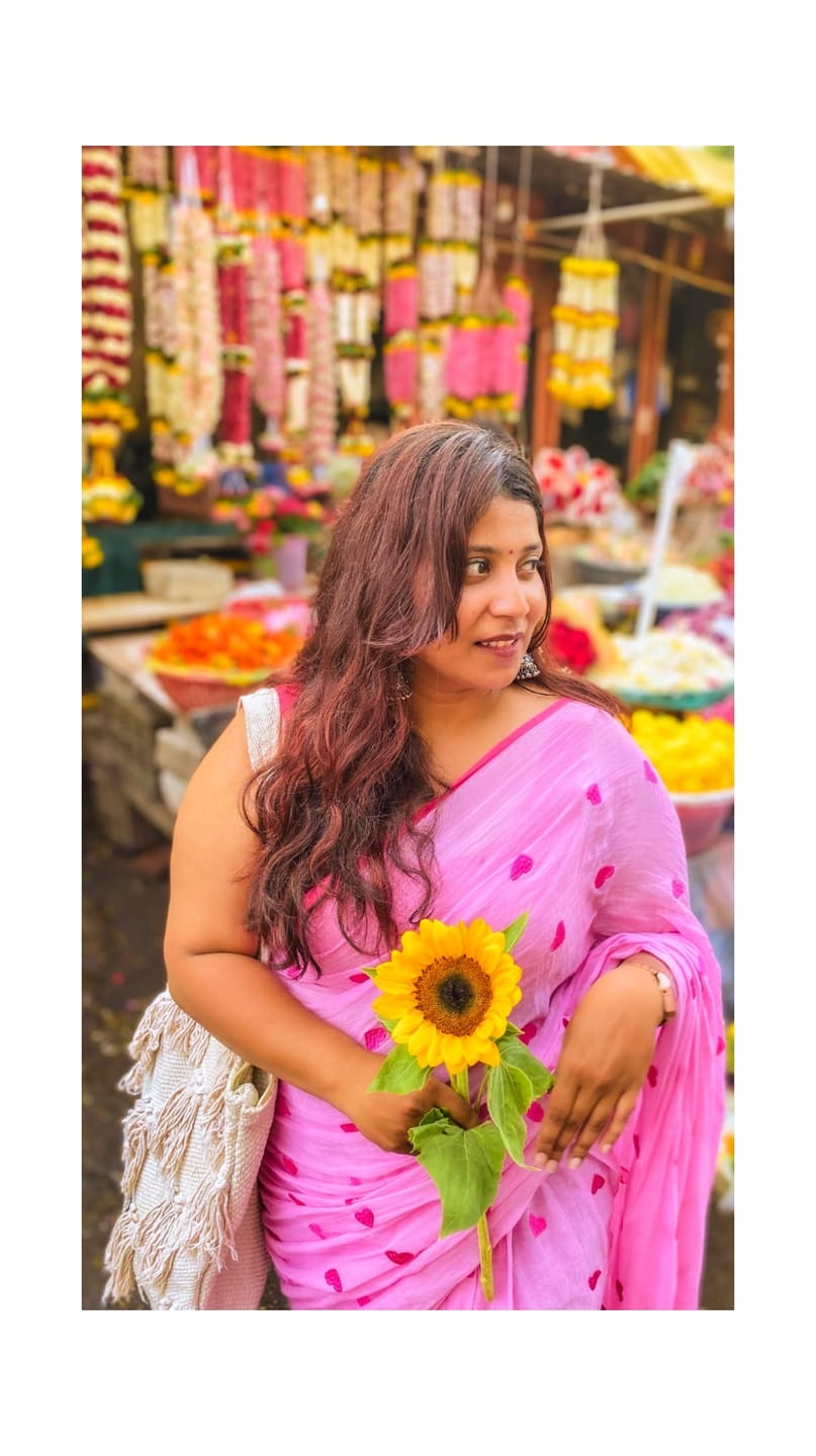 Customer photo review of Pink Love Mulmul Cotton Saree
