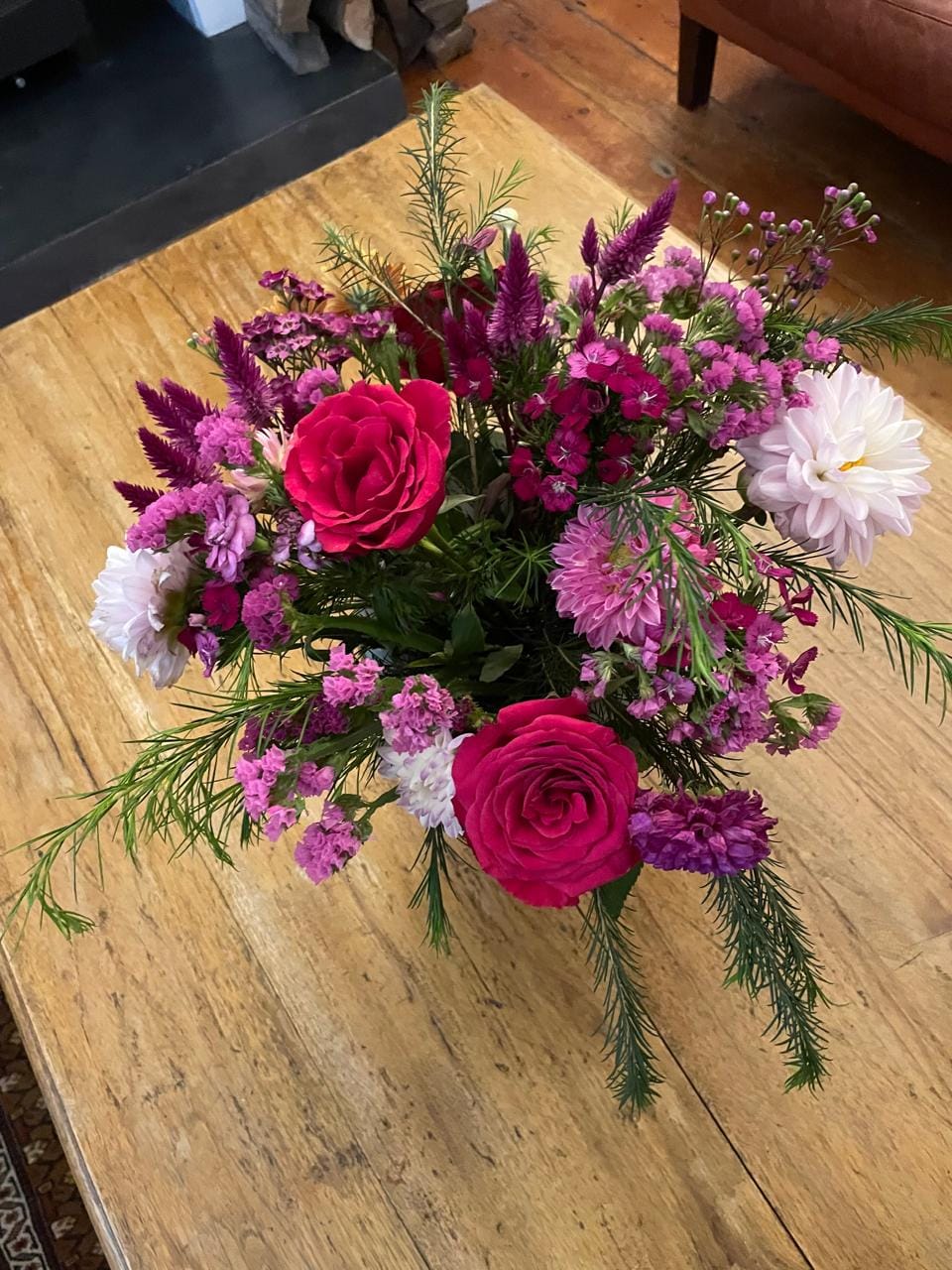 Customer photo review of Summer Delight Posy Box