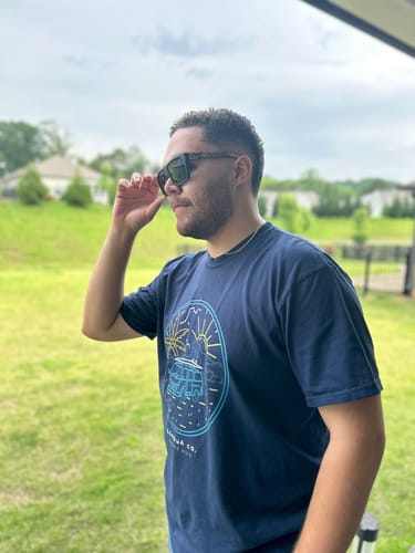 Customer photo review of Mis Raíces Black