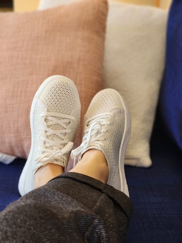 Customer photo review of Cannon Knit 3 W White Silver