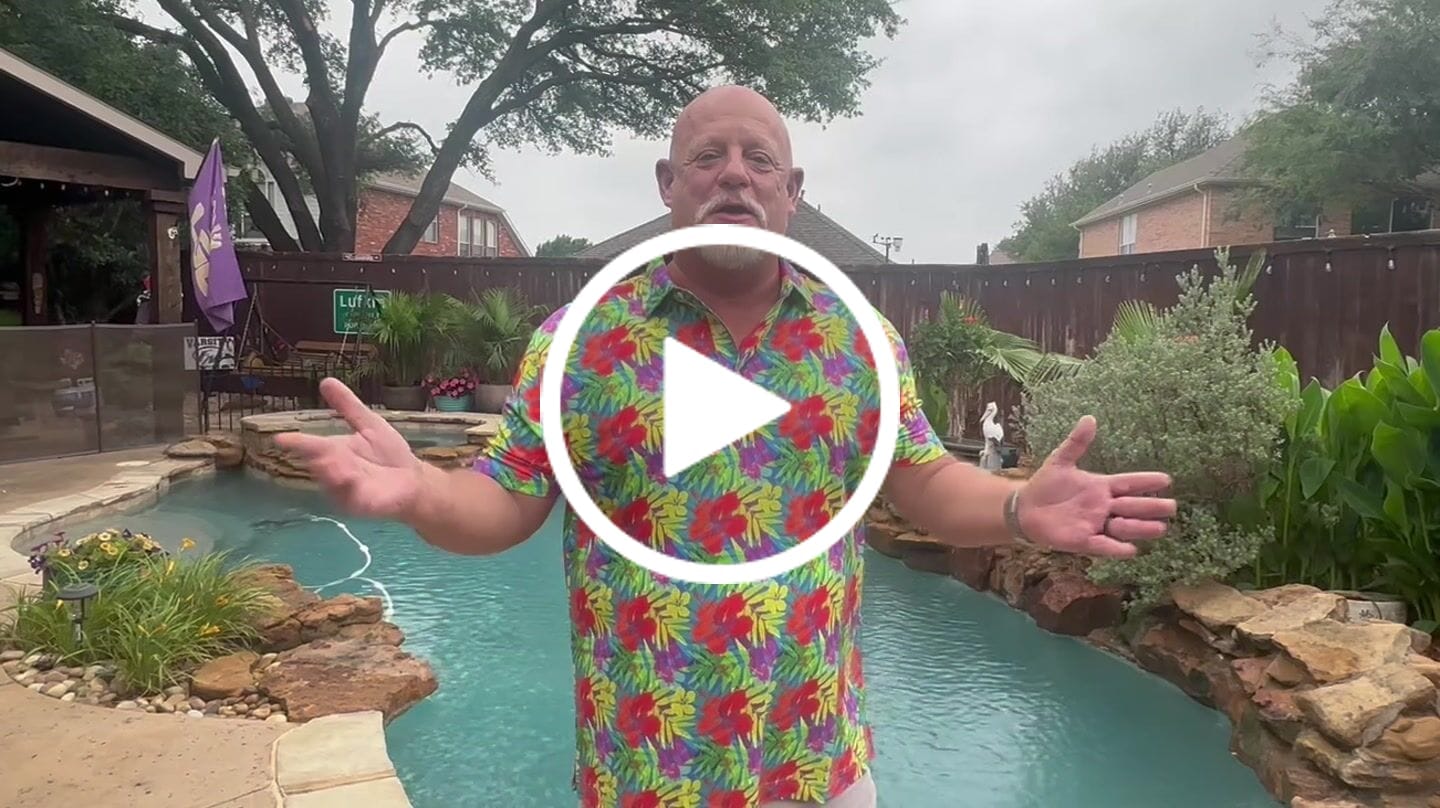 Customer video review of Pique Stretch Polo
