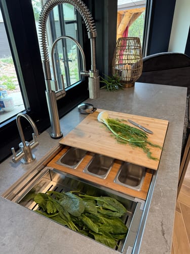 Customer photo review of 28" Workstation Sink - 8" Depth - Single Bowl - Offset Drain Right (5LS28R-8)