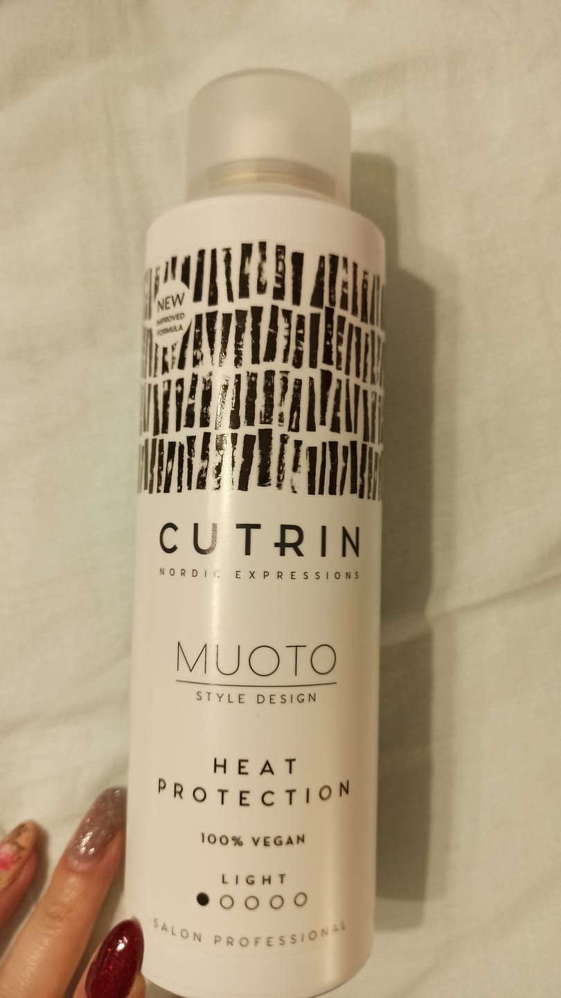 Customer photo review of Професионален термозащитен спрей-грижа за коса Cutrin Muoto