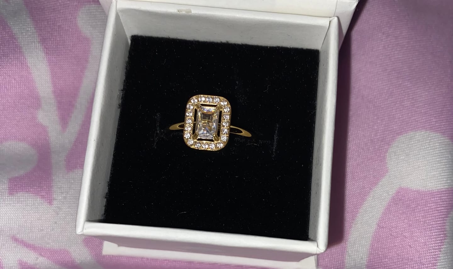 Customer photo review of Inel Elegance - Auriu