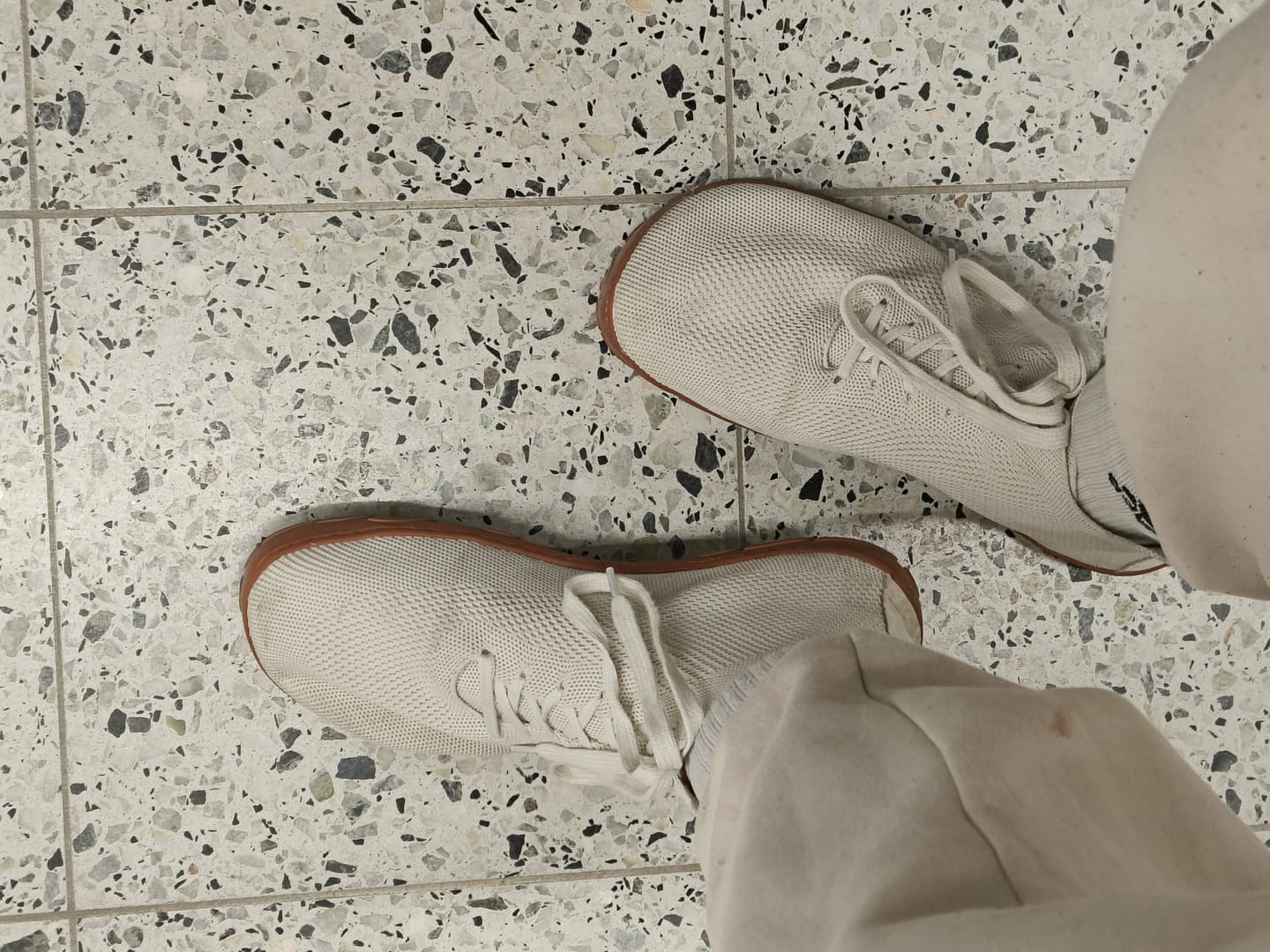 Customer photo review of Vaistoa Iloa Mid korkeavartiset paljasjalkatennarit
