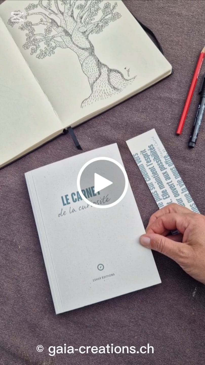 Customer video review of Le Carnet de la Curiosité