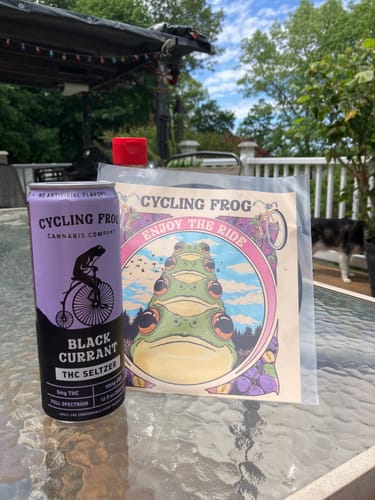 Customer photo review of Black Currant THC Seltzer, 6pk