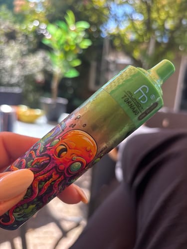Customer photo review of Fumot - Tornado 30000 Music - Puff Jetable / Vape Disposable 2% Nicotine