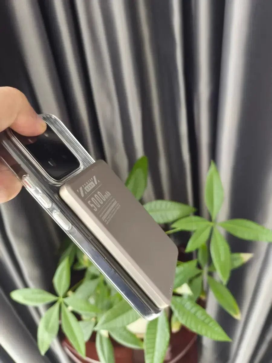 Customer photo review of MagBank Slim