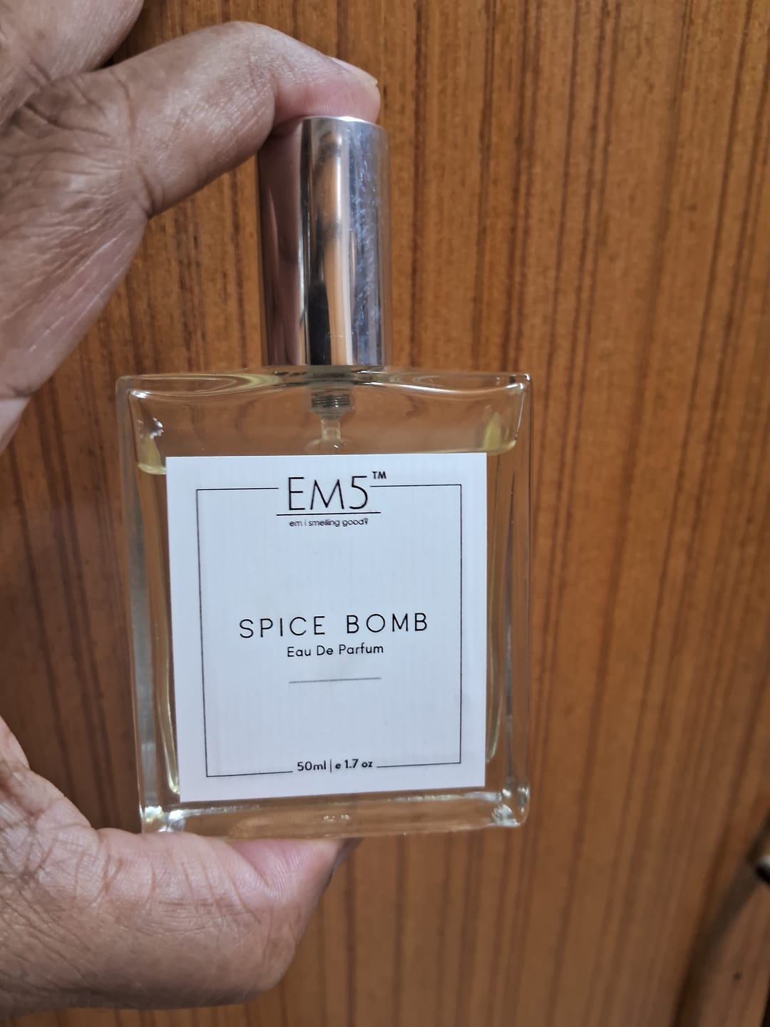 Customer photo review of EM5™ Spice Bomb Perfume EDP Spray for Men | Warm Spicy Cinnamon Tobacco Fragrance | Luxury Gift for Him | Variants Available: 50 ml Spray / 15 ml Spray