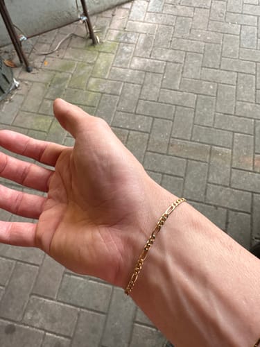 Customer photo review of Mini Figaro Bracelet - Gold