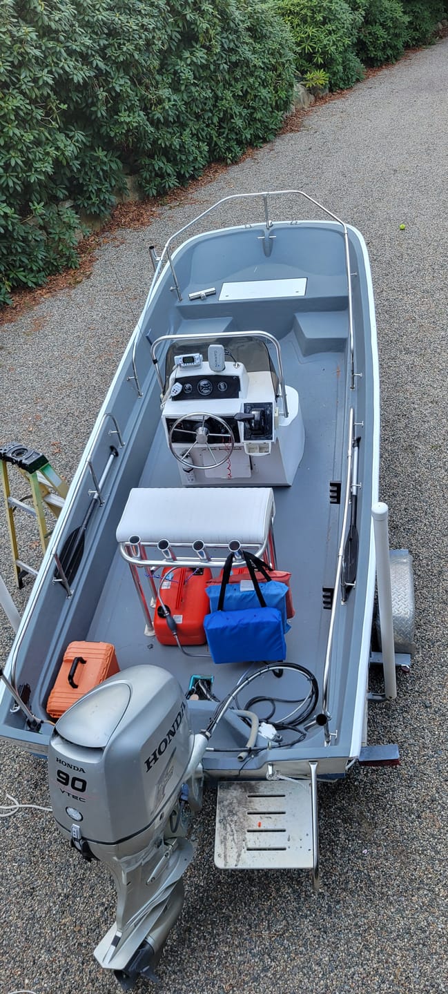 Customer photo review of Boston Whaler 3 Piece OEM Rub Rail, **All Bright White**  - Fits Classic 9' - 17'
