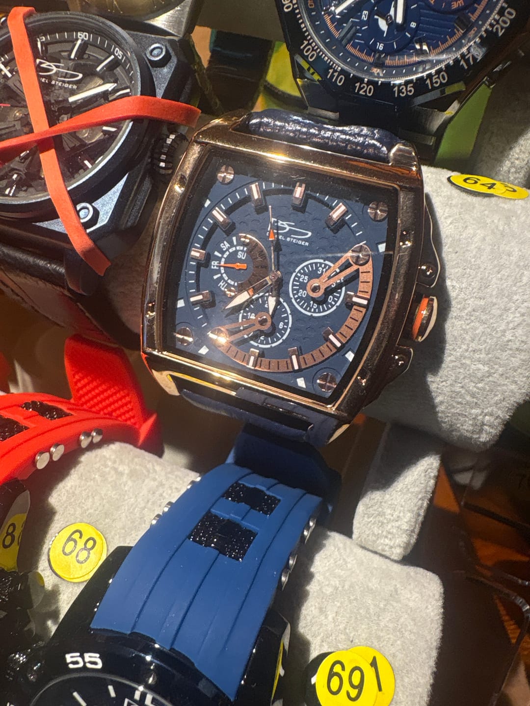 Customer photo review of Maestro Men's Watch